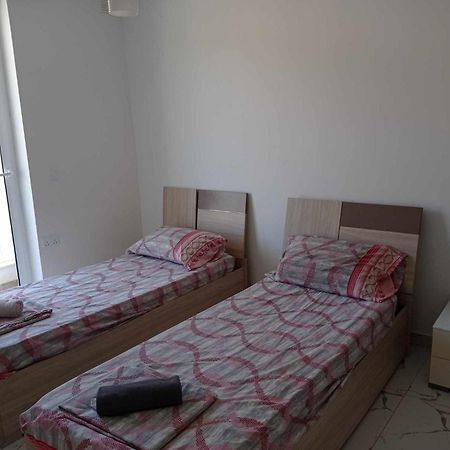 Poppy Court Apartment Marsaskala Luaran gambar